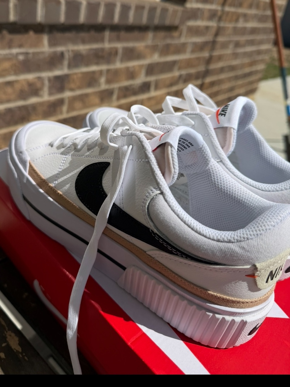 Nike Women's White Court Legacy Lift